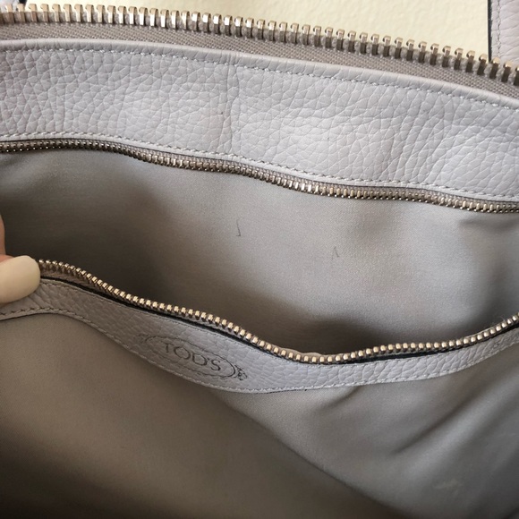 TOD’s Tote Bag with Zipper - Picture 4 of 5